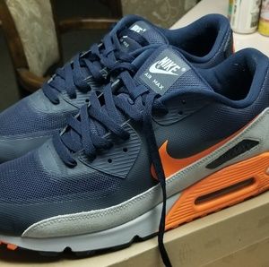Nike Shoes - Nike Air Max 90 premium Nike Shoes - Nike Air Max 90 premium